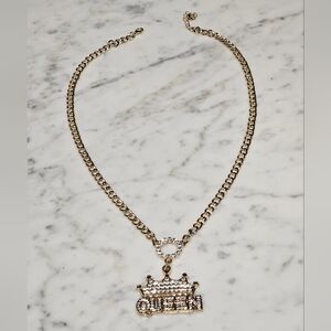 NEW - Elegant Gold Chain QUEEN Necklace with Crystal Accents